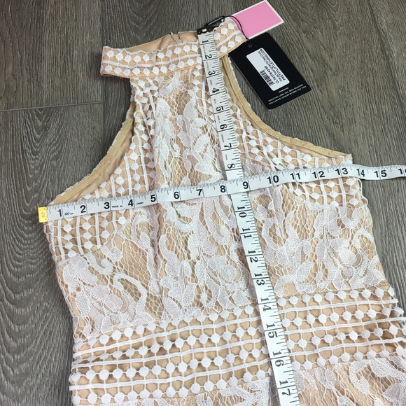 NWT Pretty Little Thing Lace Crochet High Neck Midi Dress White Size 2 - Picture 5 of 7